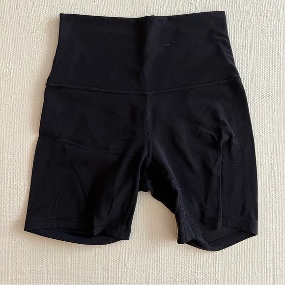 Lululemon Align Shorts 6” - Picture 1 of 3